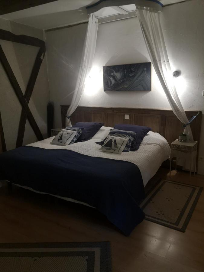 Bed and Breakfast Castel Mazars Castelnau-de-Montmiral Exterior foto